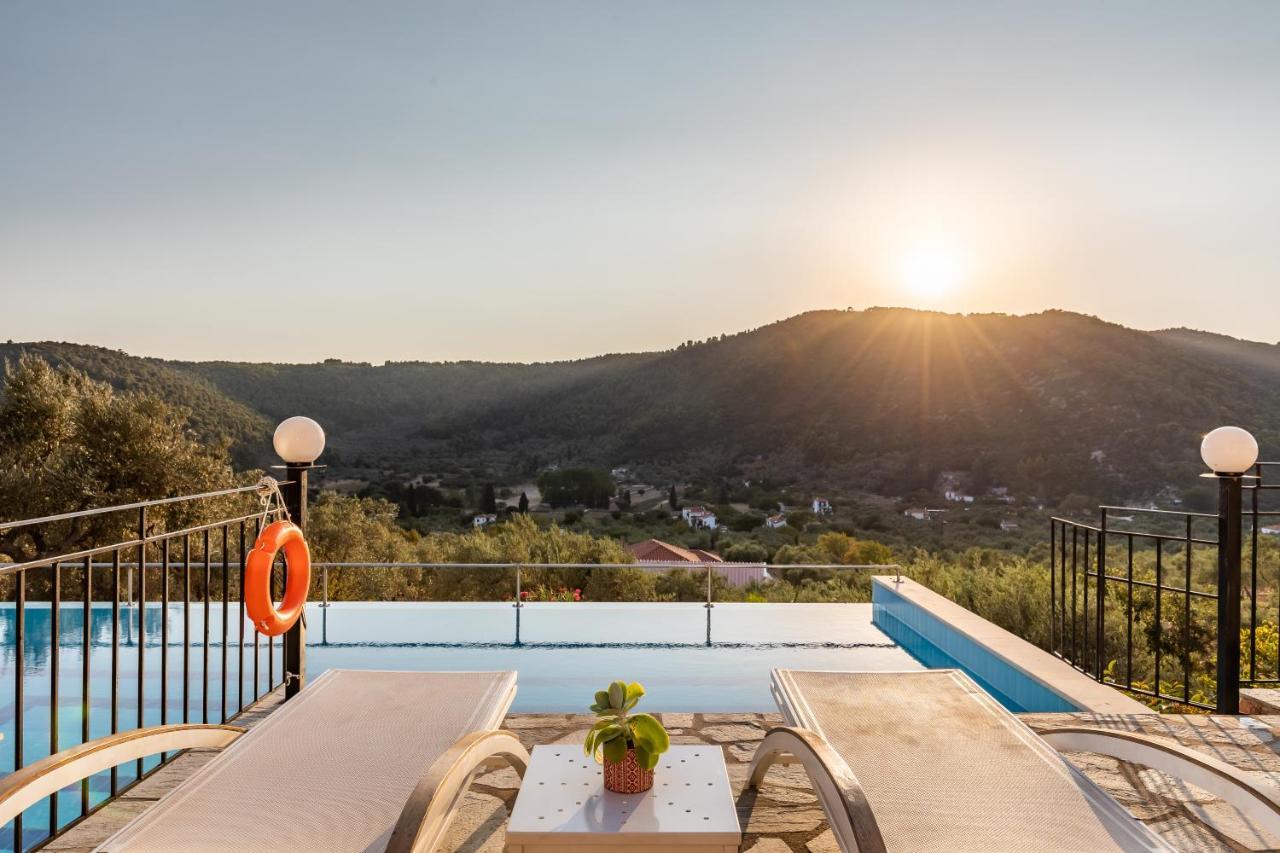Villa Peparethos Stafylos Exteriör bild